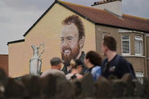 Lowry back in his happy place at Royal Portrush where mural depicts ‘special’ 2019 win