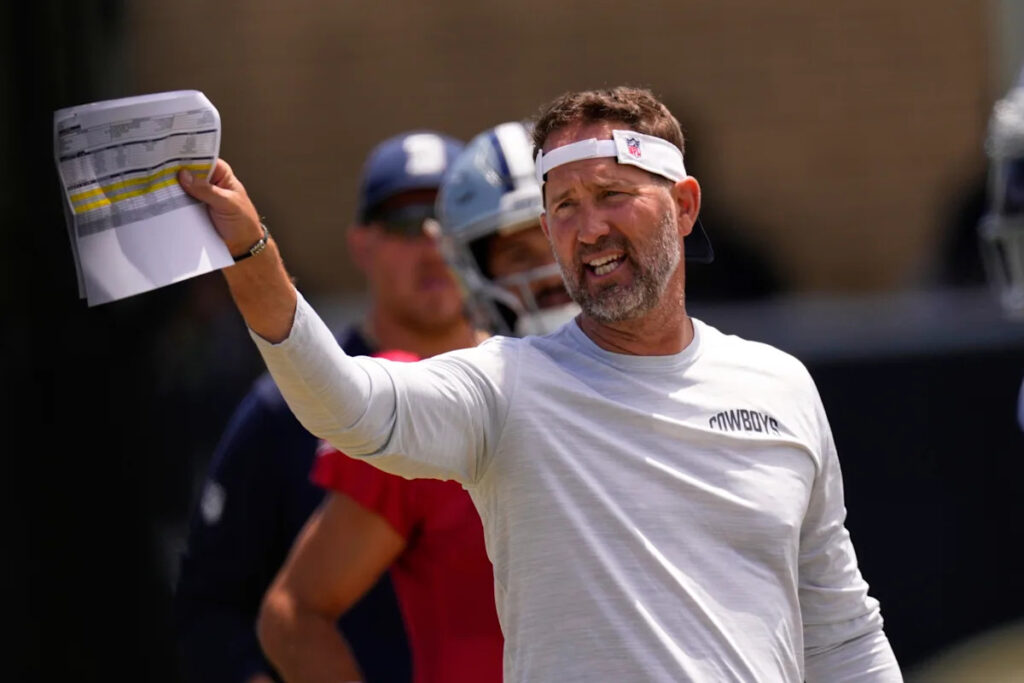 Brian Schottenheimer ends Cowboys practice early, makes team run after string of training camp fights