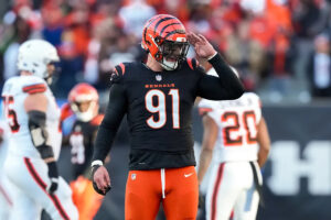 Bengals star Trey Hendrickson reportedly set to end holdout, report to camp amid contract dispute