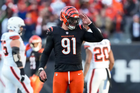 Bengals star Trey Hendrickson reportedly set to end holdout, report to camp amid contract dispute