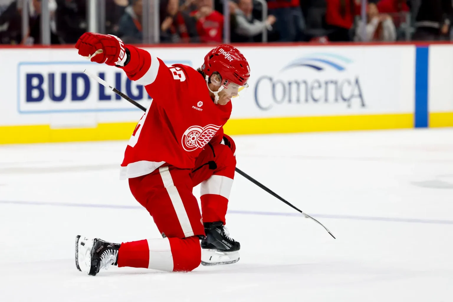 Blackhawks Legend Patrick Kane Signs One Year Deal With Red Wings