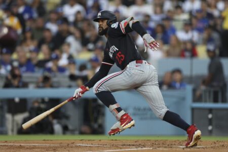 Bullpen sinks slumping Dodgers again in loss to Twins