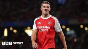 Arsenal 3-2 Newcastle: Viktor Gyokeres unveiled and Max Dowman impresses in Gunners win