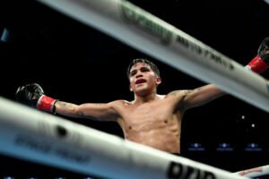 Rodriguez stops Cafu in super flyweight unification fight