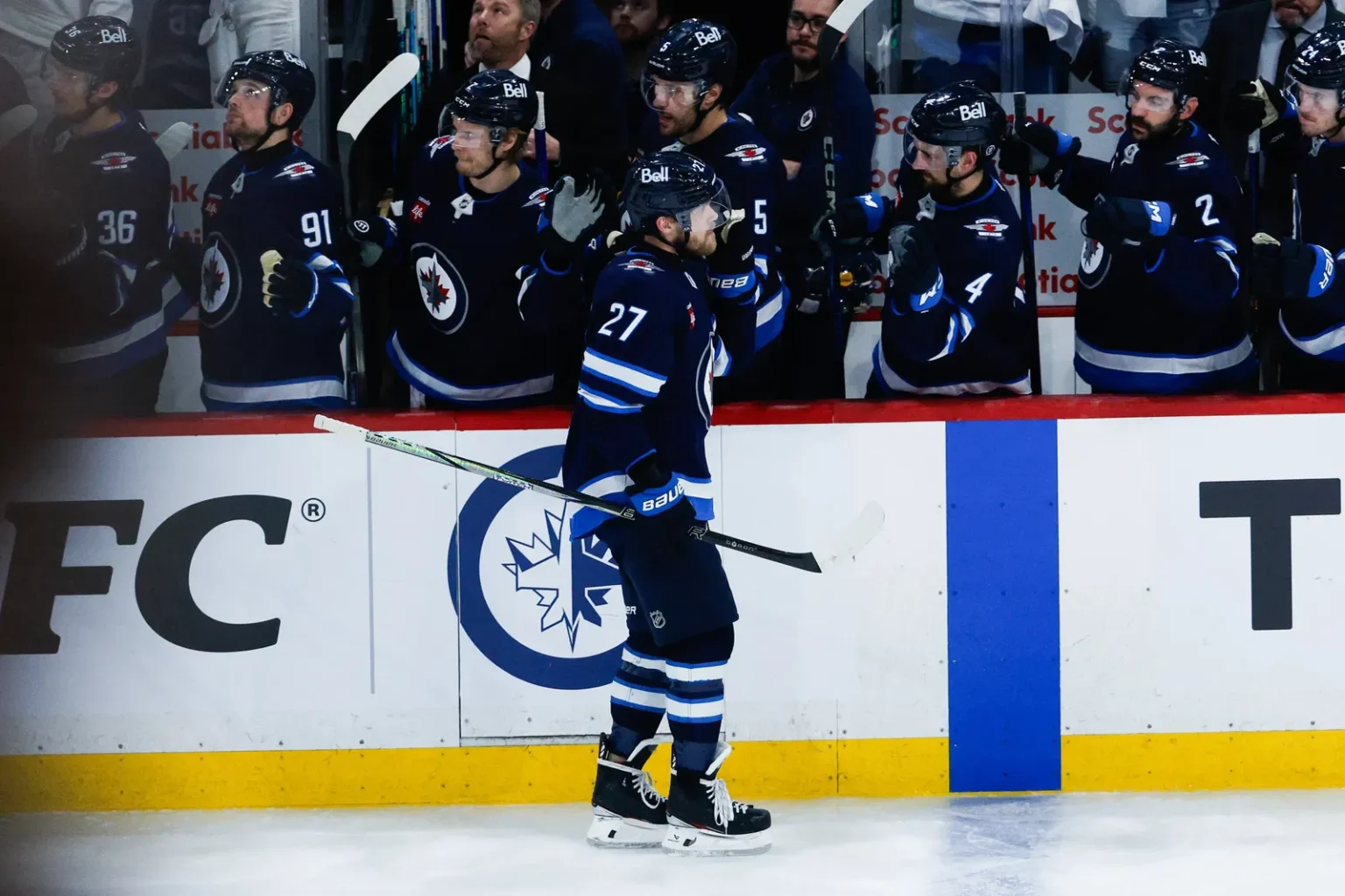 Nikolaj Ehlers Signs With Metropolitan Division Rival
