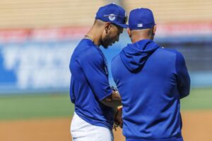 Dave Roberts gives Mookie Betts a day off as season-long slump continues