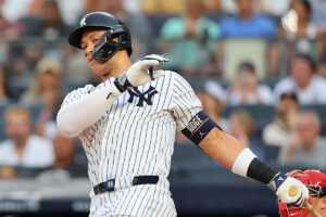 Yankees’ Aaron Judge diagnosed with flexor strain, will be placed on IL