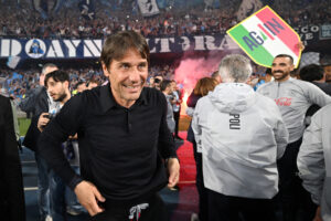 🎥 Live | Napoli, Conte speaks to the press: watch it on OneFootball