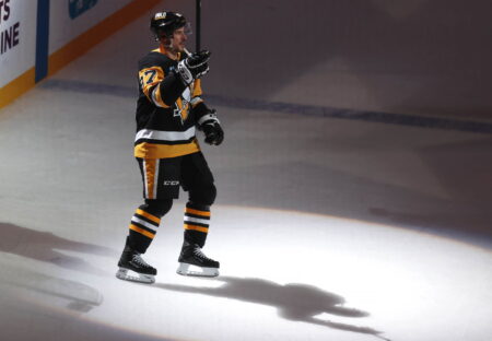 Debunking Ridiculous Rumor Connecting Kings To Sidney Crosby