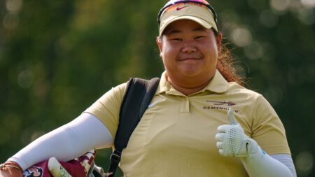 College golf’s No. 1 player Mirabel Ting will make pro debut at Evian