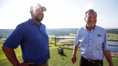 Bass Pro Shops’ Johnny Morris, son JP build ‘Cliffhangers’ par-3 golf