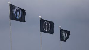 Sunday final round scores, updates