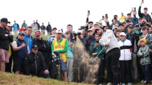 Scottie Scheffler shoots 64, takes 36-hole lead