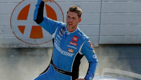 Denny Hamlin is Dover race winner