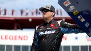 NASCAR’s Stewart Friesen suffers injuries in dirt track crash