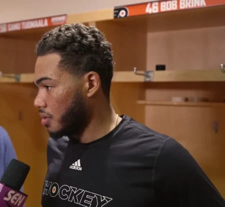 Resurgent Flyers Prospect Returns on AHL Contract
