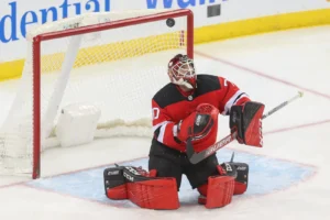 Former Devils Goalie Signs With New Team