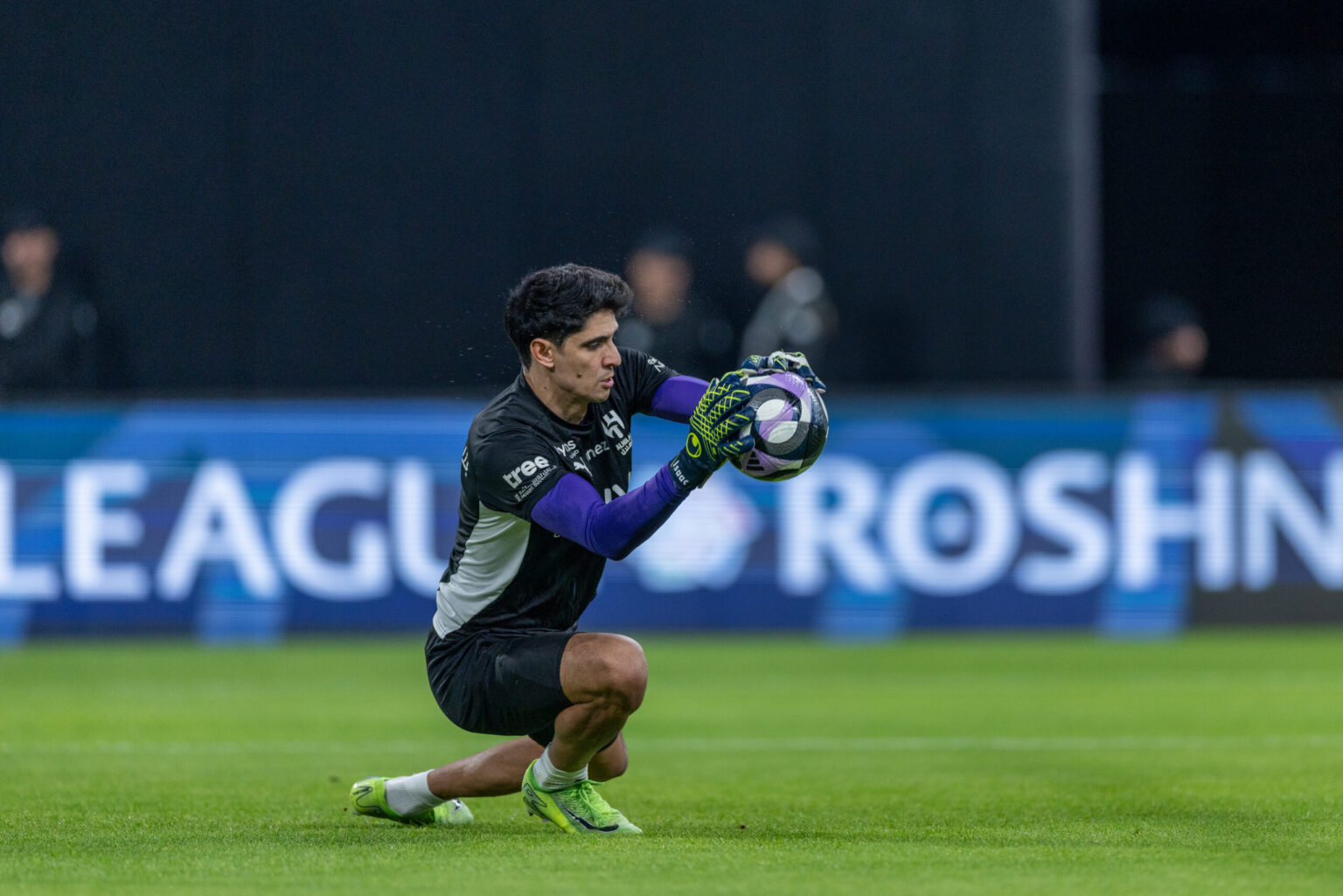 Manchester City Want To Sign Yassine Bounou