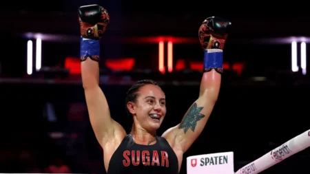Cherneka Johnson dominates at MSG to become new undisputed bantamweight champion