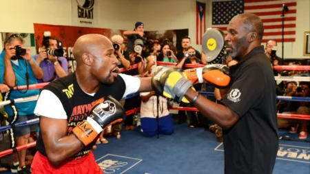 Floyd Mayweather Jr. family tree: Meet legendary boxer’s five kids, dad, uncles and more to know
