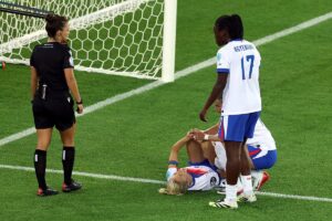 Sarina Wiegman confirms major injury concern after Leah Williamson limps off England win