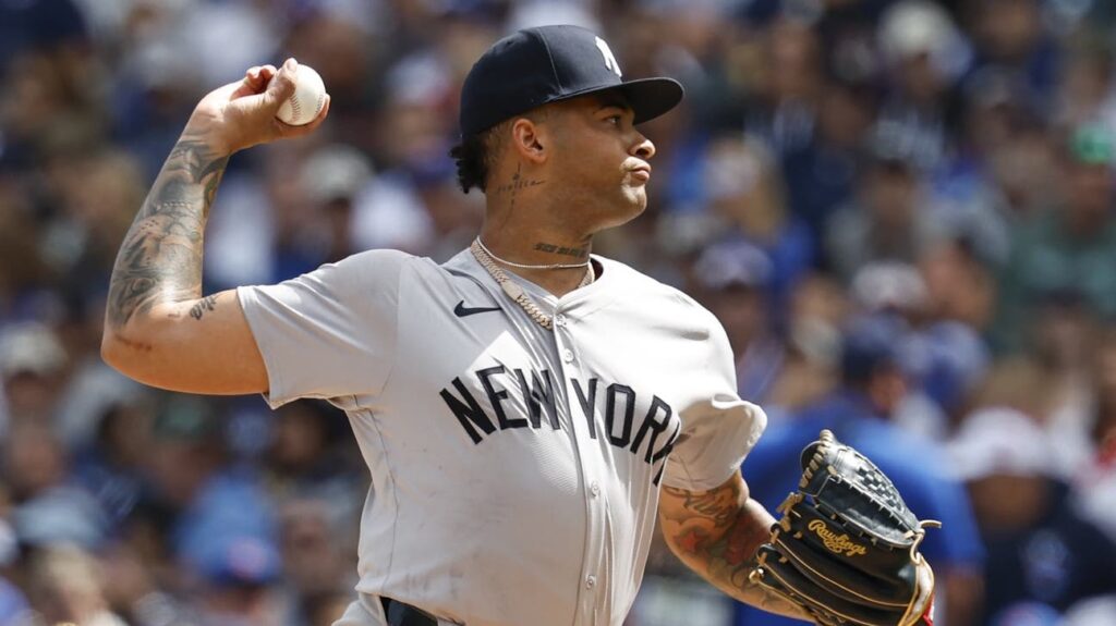 Yankees' Luis Gil impressive in first rehab start, strikes out six in 3.1 innings for Double-A