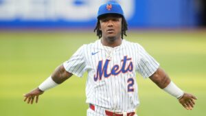 Mets' Luisangel Acuña shows off slick defense in center field as trade rumors swirl