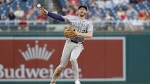 Yankees 2025 MLB trade deadline buzz: New York sees Ryan McMahon as backup plan to Eugenio Suarez