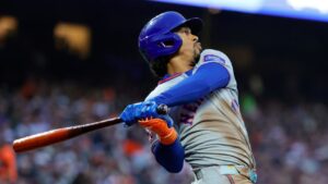 Mets' Francisco Lindor says swing is in a 'good spot' after collecting three hits in win over Giants