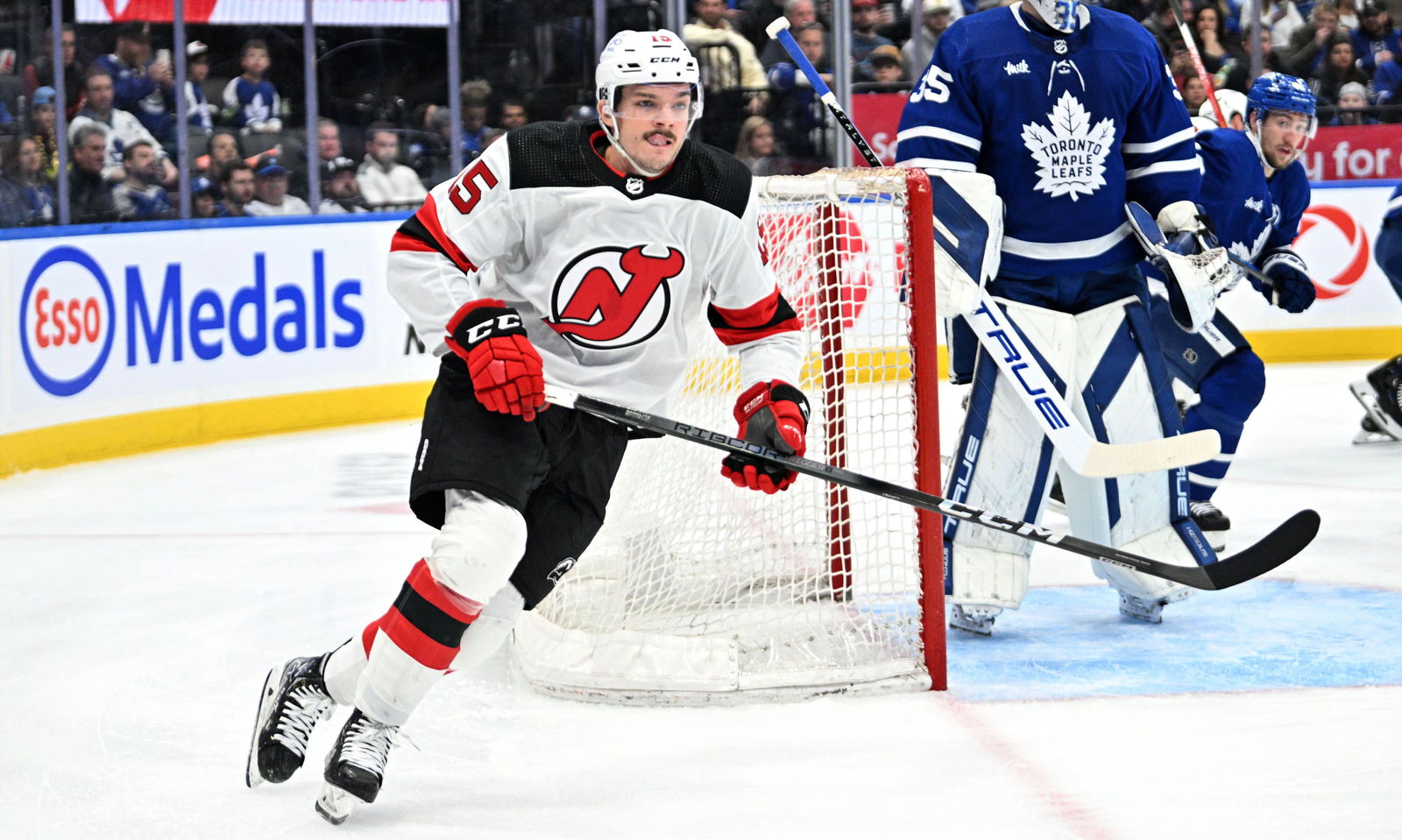 BREAKING: San Jose Sharks Acquire Bowers From New Jersey Devils