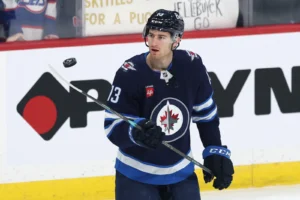 Winnipeg Jets And Gabriel Vilardi Avoid Arbitration With Six-Year Deal