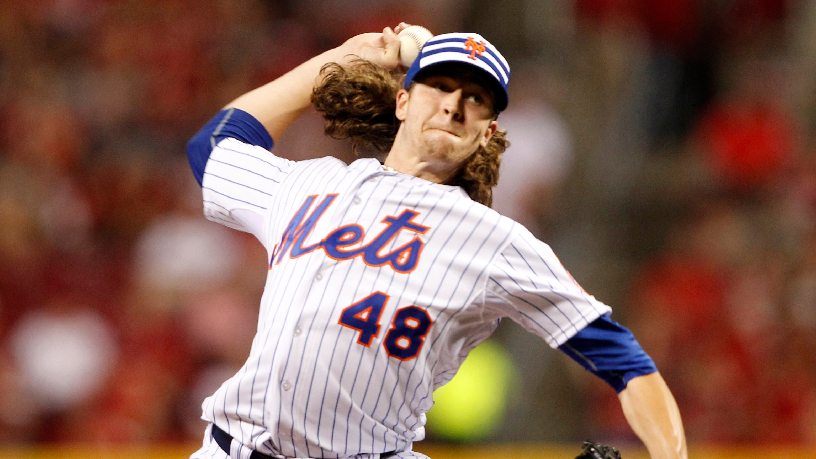 Jul 14, 2015; Cincinnati, OH, USA; National League pitcher Jacob deGrom (48) of the New York Mets throws against the American League during the sixth inning of the 2015 MLB All Star Game at Great American Ball Park. 