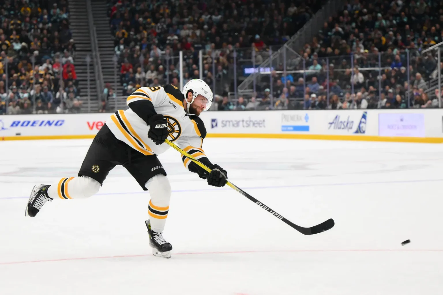 Blackhawks Should Swing Trade For Bruins Forward