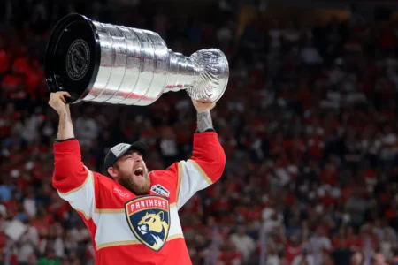 A.J. Greer takes Stanley Cup on parade during hometown visit in Quebec