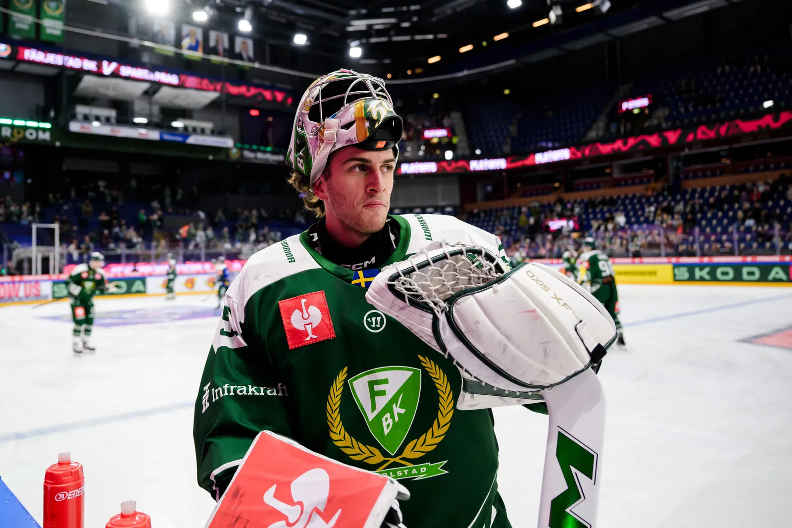 Ducks’ Italian Goalie Prospect Loaned Back To Swedish Club
