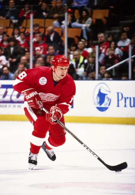 Son of Red Wings Icon Igor Larionov To Play For Dad In Russia's KHL