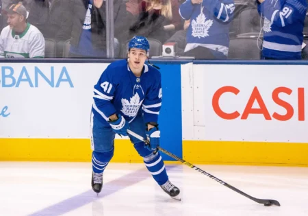 Ukrainian-Born Ex-Leaf Heads Back To KHL