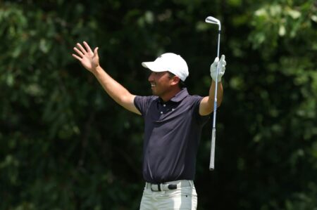 Ghim maintains one-shot lead at PGA’s John Deere Classic