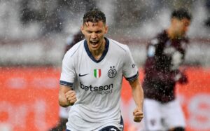 Fiorentina & Real Betis join the race for Inter midfielder Kristjan Asllani