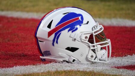 Bills sign WR Kelly Akharaiyi after WR David White retires