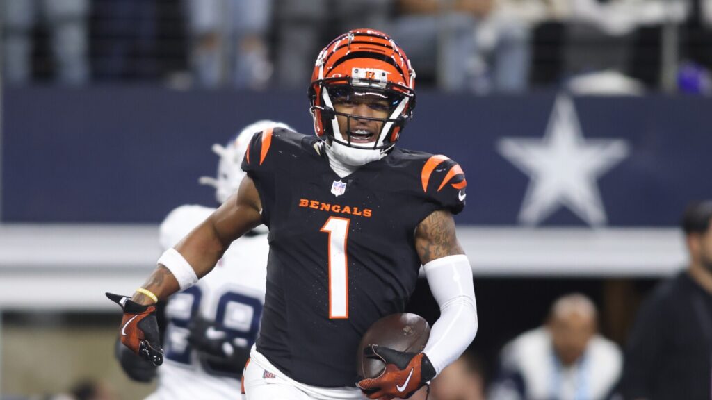 Matthew Berry’s updated positional rankings for 2025 fantasy football season