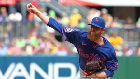 Mets add pitchers Paul Blackburn and Dedniel Núñez to long injured list