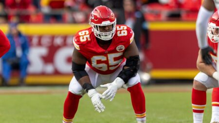 With two days left, no signs yet of a long-term deal for Trey Smith