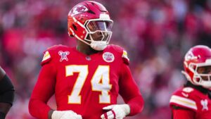 Jawaan Taylor comes off PUP list, practices for first time at Chiefs camp