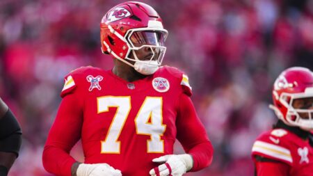 Jawaan Taylor comes off PUP list, practices for first time at Chiefs camp