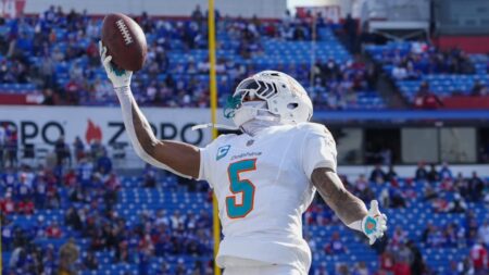 Jalen Ramsey will continue wearing No. 5 jersey in Pittsburgh