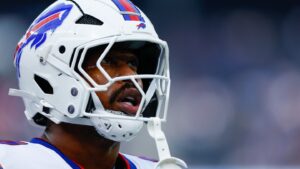Report: Von Miller gets a .1 million base deal from Commanders