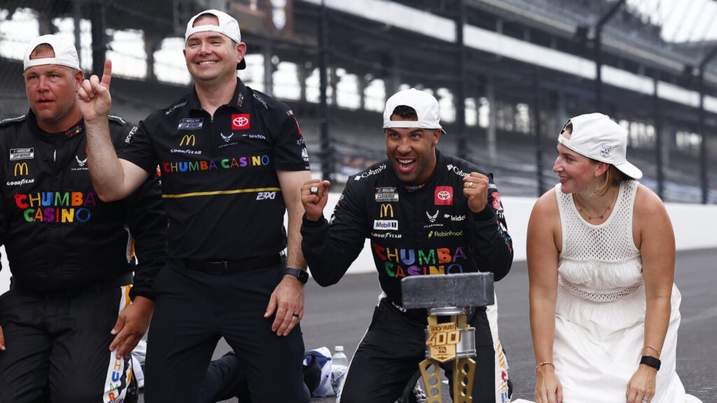 Long: Bubba Wallace takes pre-race message to heart to claim Brickyard 400 victory
