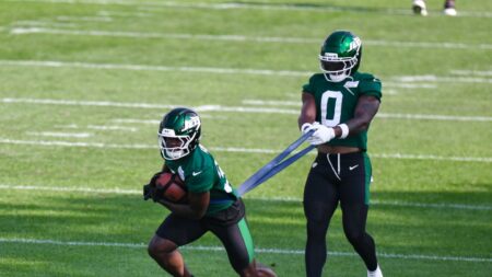 Jets put RB Zach Evans on reserve/retired list