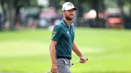 Adam Svensson sets tournament record with first-round 60 at 3M Open